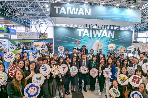 Promoting Taiwan's Higher Education: Delegation Participates in the 2024 EAIE Conference in France